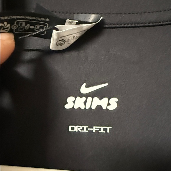 NIKE X SKIMS matte mock neck zip up jacket dri fit size XL - Picture 3 of 6